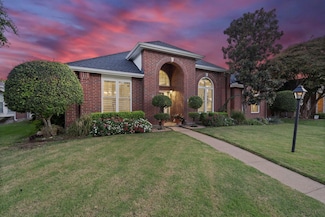8306 Meadowview St, Rowlett, TX 75088