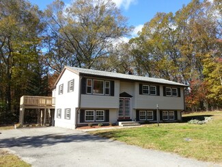 55 Park Hill Rd, Worcester, MA 01607