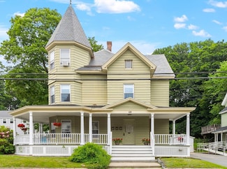 68 Church St Unit 2nd Fl., Leominster, MA 01453