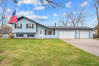 1069 Golf Course Rd, Crystal Lake, IL 60014