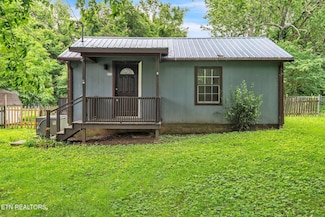 1005 Drive D, Knoxville, TN 37920