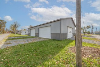 8919 Crescent St, Washington Township, OH 43331