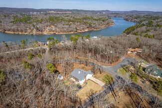 324 Plum Hollow Blvd, Hot Springs National Park, AR 71913