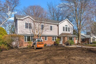 18 Ginn Rd, Winchester, MA 01890