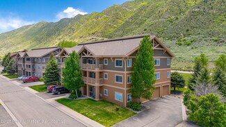 520 River View Dr Unit 504, New Castle, CO 81647
