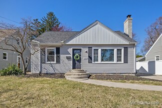 1939 Sylvan Ave SE, Grand Rapids, MI 49506
