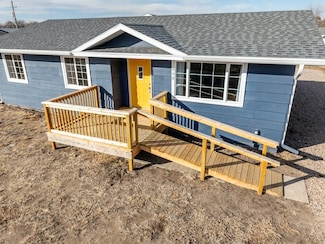 440 Linden St, Sutherland, NE 69165