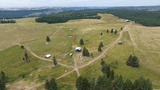1605 Jasmine Ln, Weippe, ID 83553