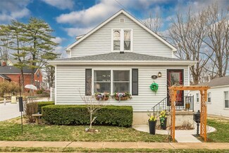 201 N Benton Ave, Saint Charles, MO 63301
