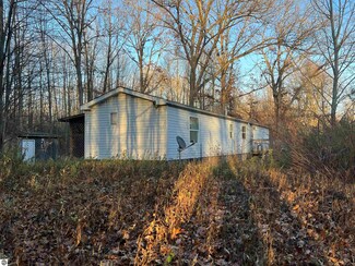 7761 E Baseline Rd, Mount Pleasant, MI 48858