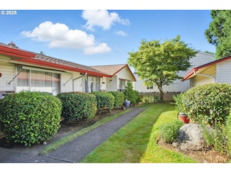 14996 SE Caruthers Ct, Portland, OR 97233