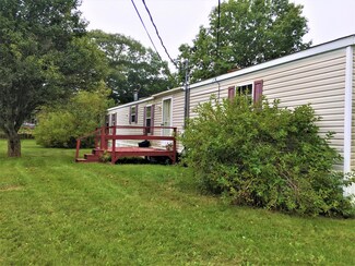 14 Bradley Shore Rd, Pemaquid, ME 04558