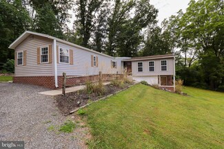 9010 Maple Grove Rd, Abbottstown, PA 17301