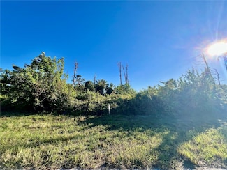 10 Leeward Ln, Placida, FL 33946