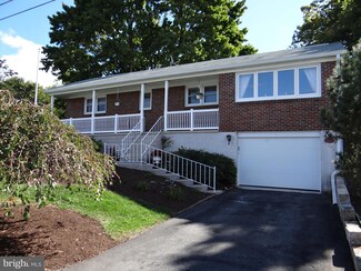 206 W Park St, Newmanstown, PA 17073