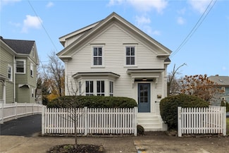 103 Evergreen St, Providence, RI 02906