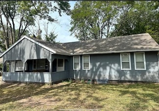 7932 E 71st St, Kansas City, MO 64133
