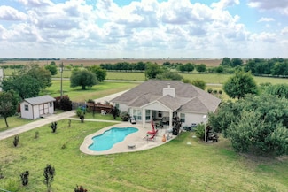 339 County Road 368, Taylor, TX 76574