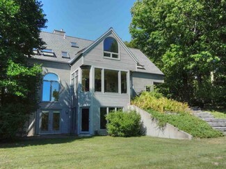 2015 Dorset St, Charlotte, VT 05445