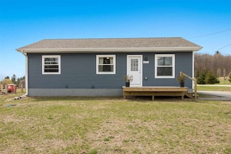 8197 Ballard St, Central Lake, MI 49622