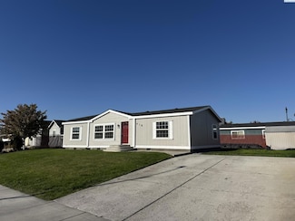 618 New Gate Dr, Prosser, WA 99350
