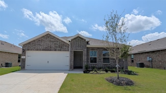 1004 Traction Trail, Cleburne, TX 76031