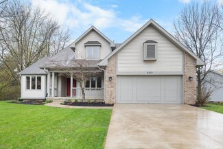 2210 Robinhood Ln, West Lafayette, IN 47906