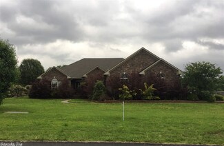 191 Plantation Dr, Mayflower, AR 72106