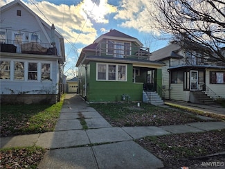 693 Lasalle Ave, Buffalo, NY 14215