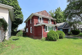 1221 Diamond Ave, South Bend, IN 46628
