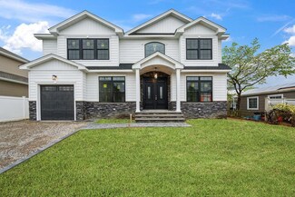 407 Wellington Rd, East Meadow, NY 11554