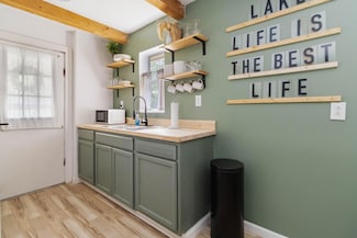 24 Walnut Dr, Burnside, KY 42519