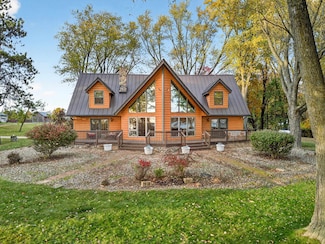 W913 W North Shore Dr, Montello, WI 53949