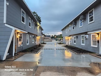 2917 Ashley St Unit 12, Houston, TX 77017