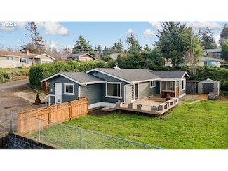 315 Harbor View Dr, Coos Bay, OR 97420