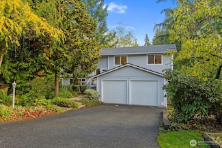 11019 NE 116th St, Kirkland, WA 98034