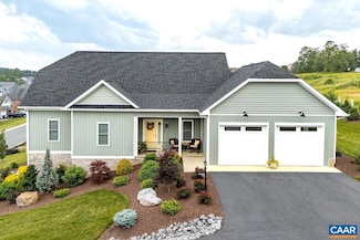 219 Heather Ln, Staunton, VA 24401