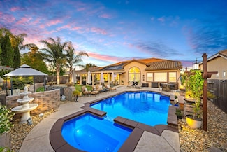4040 Borderlands Dr, Rancho Cordova, CA 95742