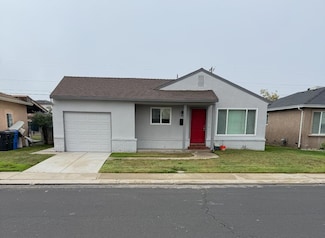 423 Park Ave, Manteca, CA 95337