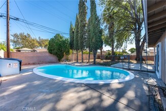 907 N Clifford Ave, Rialto, CA 92376