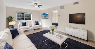 124 NE 19th Ct Unit 214B, Wilton Manors, FL 33305