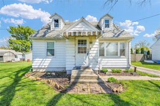 316 S Worth St, Sullivan, IL 61951