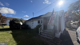 246 N Bell St, Frackville, PA 17931