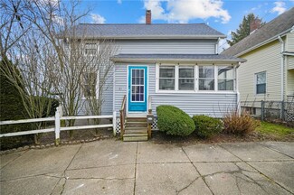 31 Whipple St, Pawtucket, RI 02860