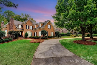 4023 Blossom Hill Dr, Matthews, NC 28104