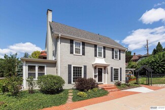 103 S 53rd St, Omaha, NE 68132