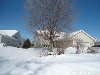 126 Sandpiper Dr, Mankato, MN 56001