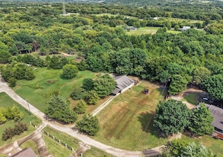 176 Blue Creek Cir, Sherman, TX 75090