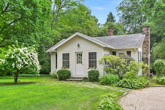 27 Seeley Rd, Wilton, CT 06897