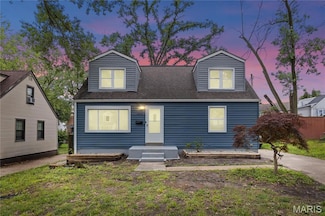 9842 Iveland Dr, Saint Louis, MO 63114